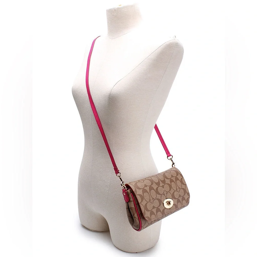 COACH⚡️”Ruby” Signature Monogram Fuschia Pink Turnlock Chain Bag - Picture 2 of 16